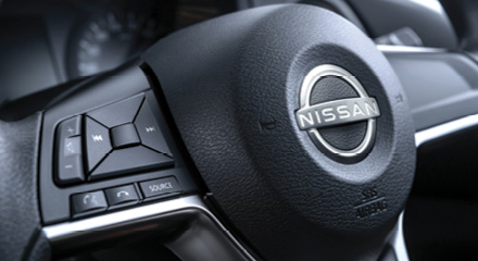 Navara SE Model Steering Wheel